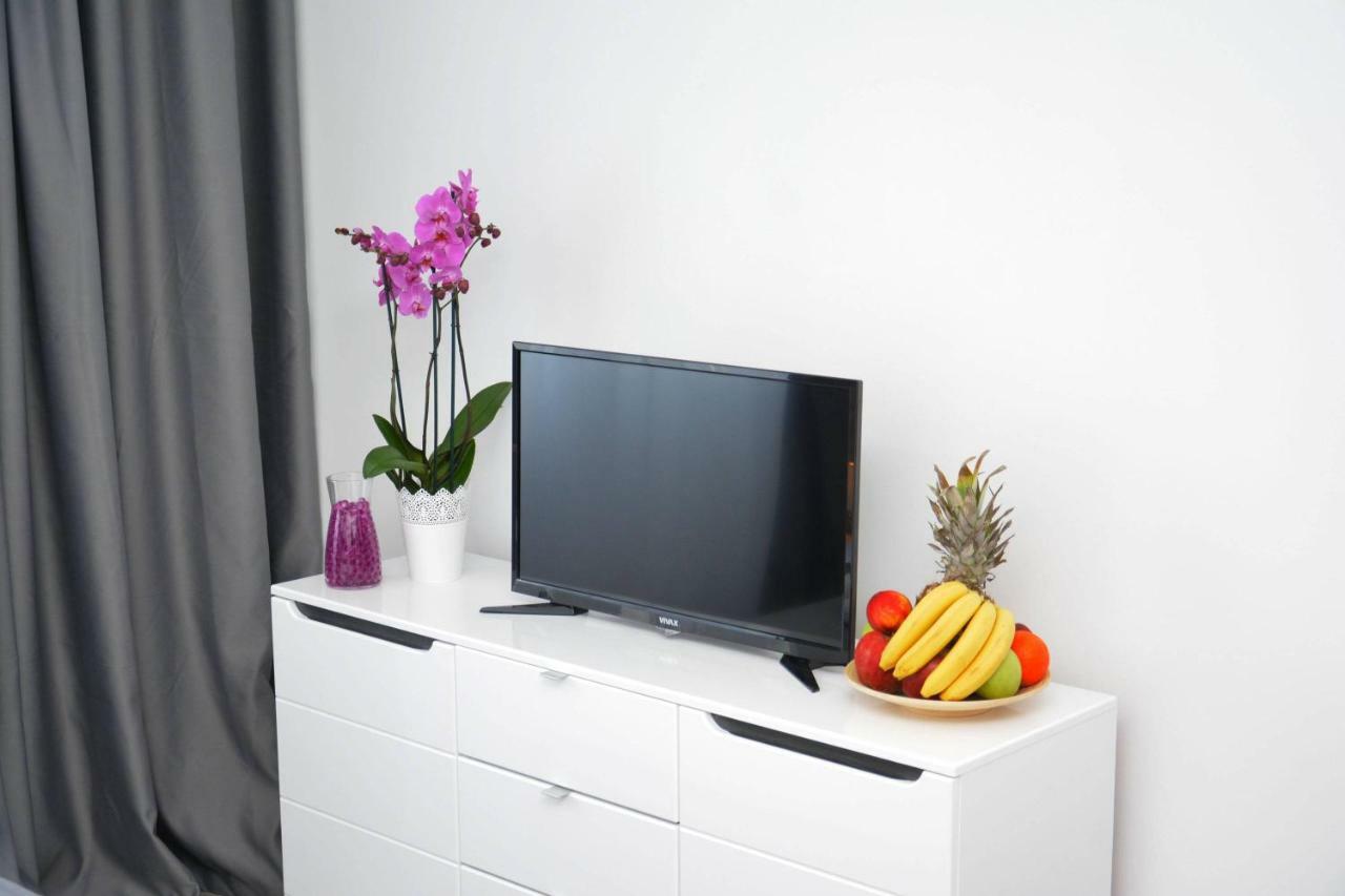 Small Oasis Apartment Тиват Экстерьер фото